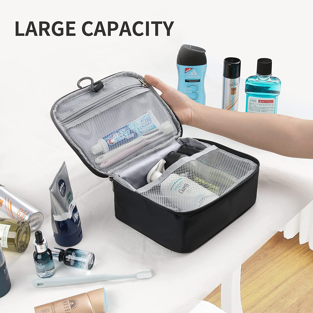 Toiletry Bags & Hanging Travel Organizers